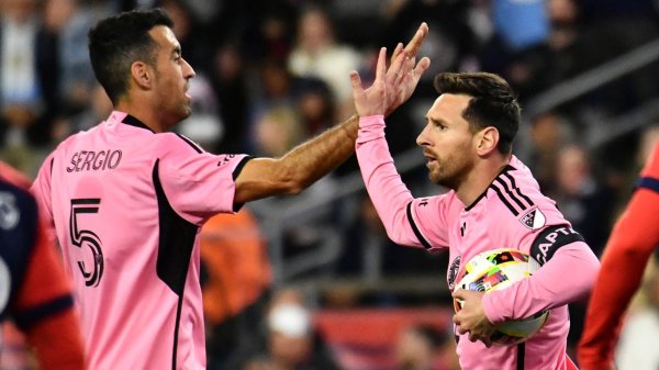 Lionel Messi scores twice and breaks two Major League Soccer records in emphatic Inter Miami win